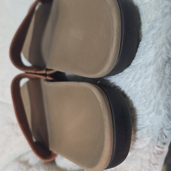 Vionic Val Slide - Picture 4 of 5